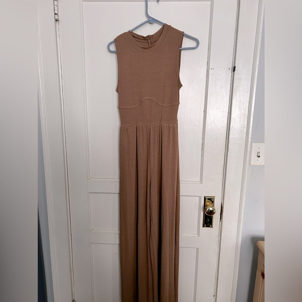 Cider Tan Romper size Medium